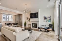 Gulch Walkable 3BR w/ Roof Deck & Skyline View