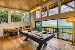 6 Bedroom Mountain Cabin w/ Hot Tub & Game Room - Image 5