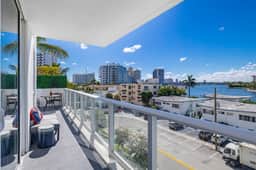 Luxury Beach Condo | Pool, Gym & Balcony