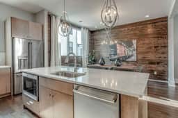 Luxury Gulch Condo - Walk to Broadway - Rooftop