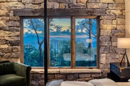 Luxury Cabin w/ Views, Hot Tub & Firepit