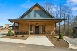 New Private Smokies Cabin • Hot Tub & Parking