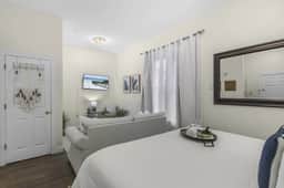 Rosemary Pearl | Free Beach Shuttle & Pool
