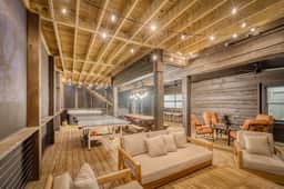 Luxury Mountaintop Cabin · Hot Tub & Ping Pong