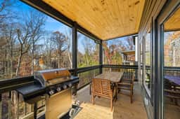 Parkway Pool Oasis | Pool & Hot Tub Game Room