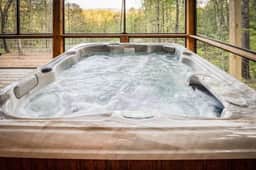 Luxury Retreat • Hot Tub • EV Charger • View