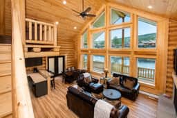 Riverfront Cabin – Cozy Fireplace Retreat - Image 2