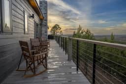 Broken Bow Cabin: Hot Tub, Fire Pit & Mountain Views - Image 3