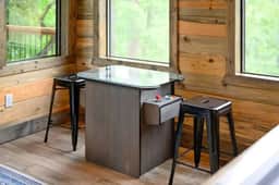 Broken Bow Getaway: Hot Tub, Fire Pit & Games! - Image 4