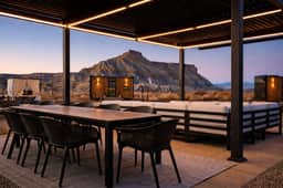 Mirror House Near Capitol Reef - Image 5