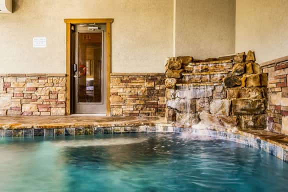 Indoor Pool Cabin w/ Putt Putt & Mountain View