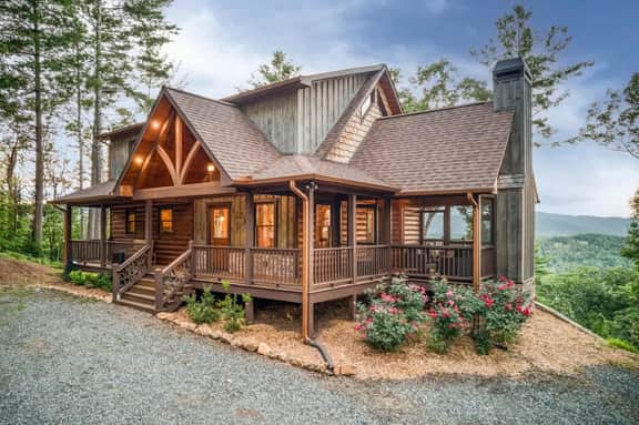 Luxury Hot Tub Mountain View Cabin w/ EV Charger