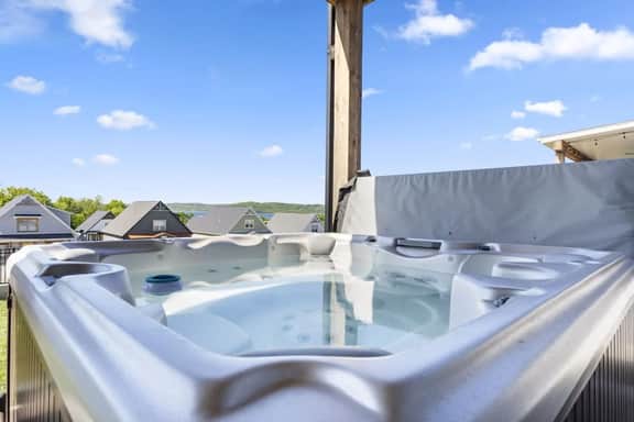 Table Rock Lakeview Lodge | Indoor Pool Sleeps 36