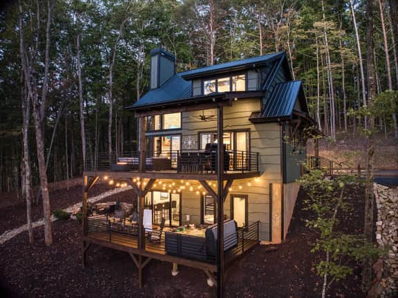 Luxury Mountain Lodge | Views, Hot Tub & Firepit