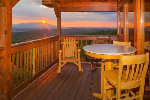 Epic View Cabin w/ Hot Tub, Games & Dollywood