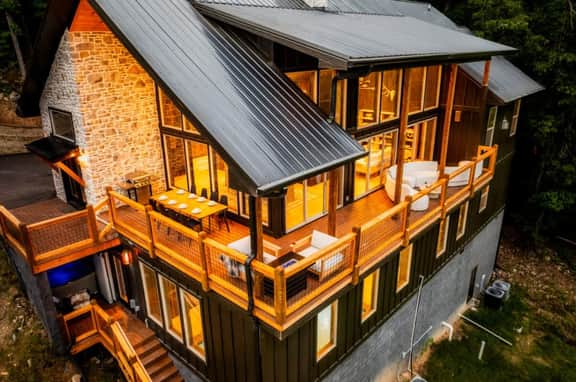 2 Luxe Homes - 2 Heated Pools & Hot Tubs - Slps 28 - Image 4
