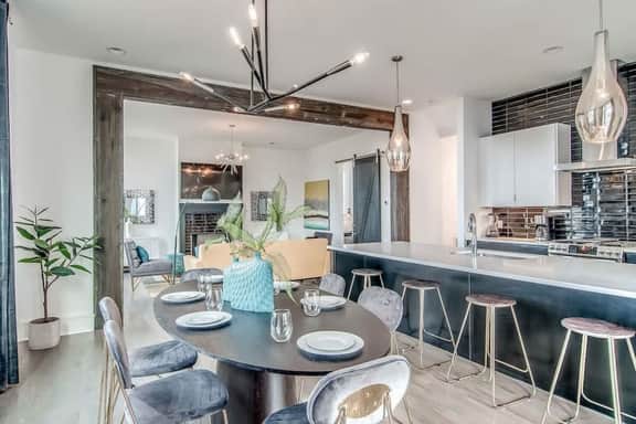 Luxury Gulch Condo – Private Rooftop Near Broadway