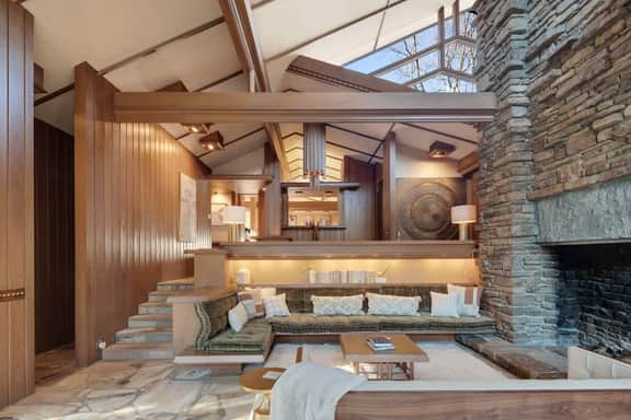 Luxury Fay Jones Home - Hot Tub - Movie Theater