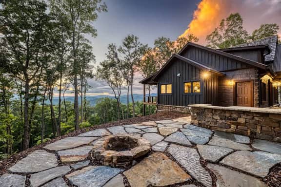 Luxury Cabin w/ Views, Hot Tub & Firepit - Image 5