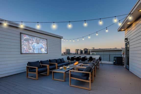 3BR Luxury Gulch Condo w/ Private Rooftop