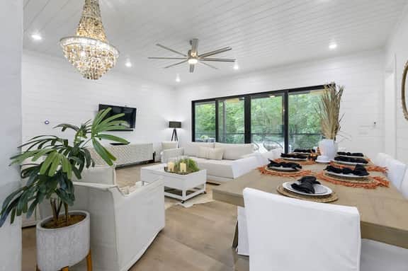 Modern Luxury Cabin - Private Fire Pit & Hot Tub - Image 2