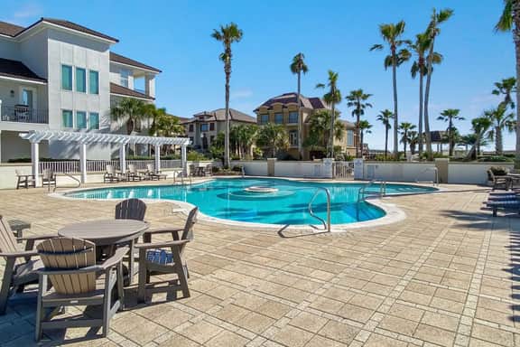 Gulf Shores Home: Pool, Golf Cart & Private Beach