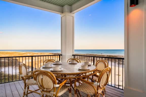 6BR Gulf-Front Luxury w/ Pool & Hot Tub