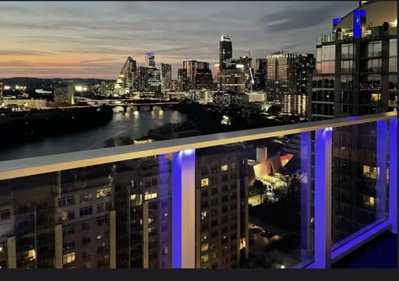 22nd-Floor Condo | Rooftop Pool, Gym, Rainey