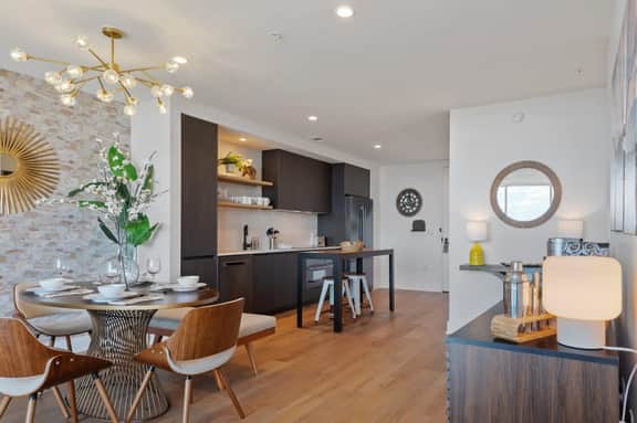 22nd-Floor Condo | Rooftop Pool, Gym, Rainey
