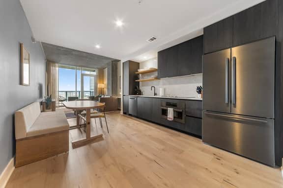 Luxury Rainey High-Rise | Rooftop Pool & Gym