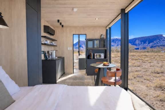 Mirror House Near Capitol Reef - Image 3