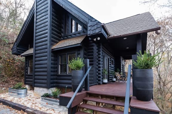 Chic Cabin w/ Fast WiFi & Fire Pit near Fun