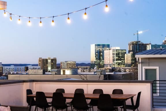 7BR Downtown Nashville • Gulch Rooftop Deck