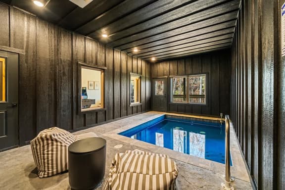 Parkway Pool Oasis | Pool & Hot Tub Game Room