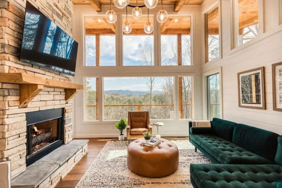 Luxury Retreat • Hot Tub • EV Charger • View