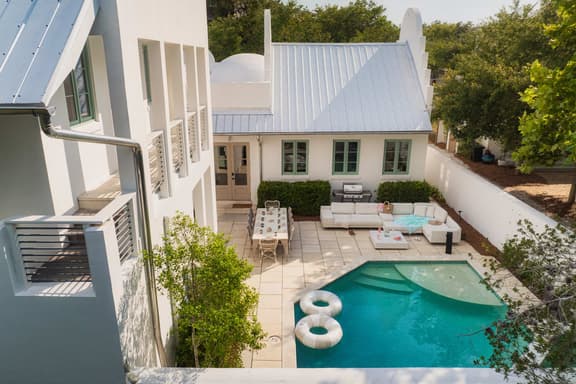 Luxury Rosemary 4BR Villa with Private Pool - Image 1