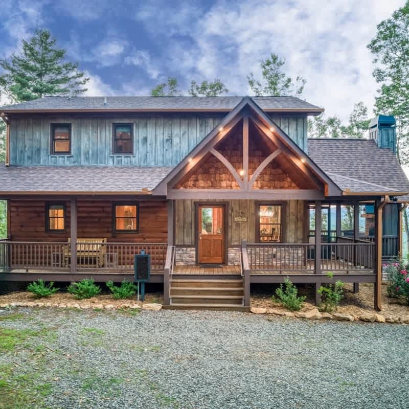 Luxury Hot Tub Mountain View Cabin w/ EV Charger