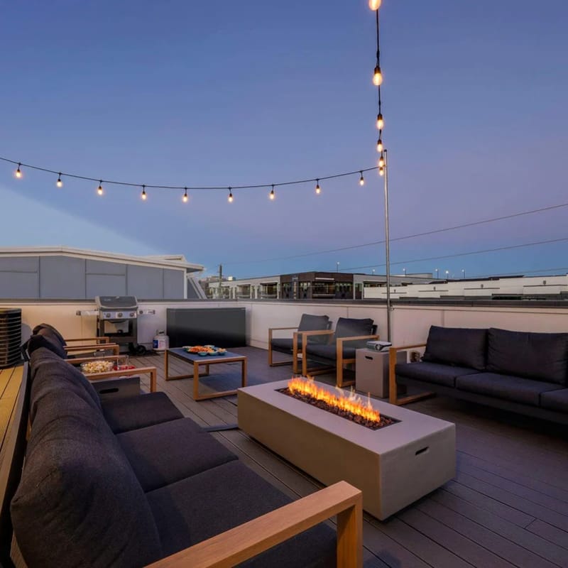 Stylish 4BR Gulch Condo w/ Private Rooftop