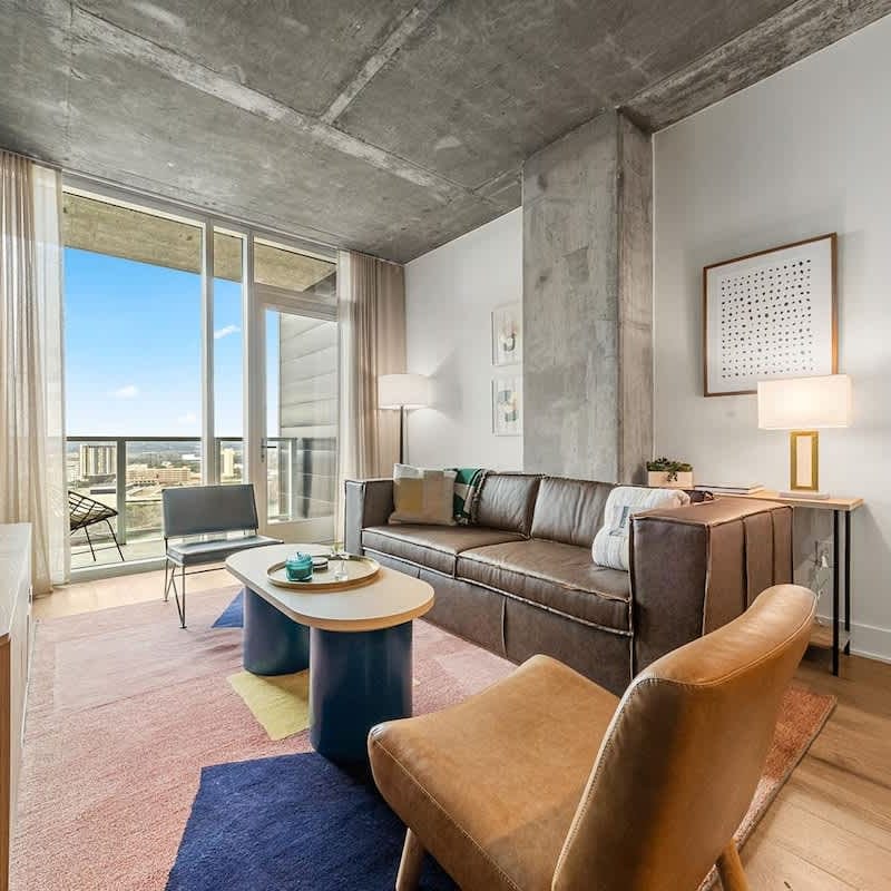 23rd-Flr Rainey Condo | Pool & Gym Views